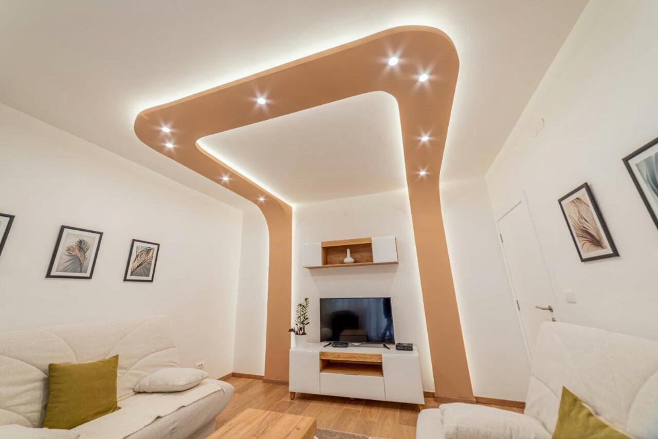 נובי סאד Apartman Danube Lux מראה חיצוני תמונה